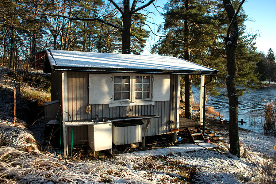 Stuga 36, vinter, Farstanäsets stugförening. Foto: Tomas Wikström