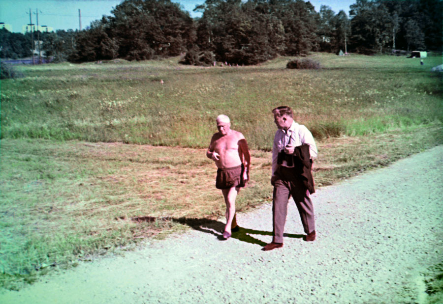 Tidigt 1960-tal: Albin ”Shimmy” på promenad vid Träsket