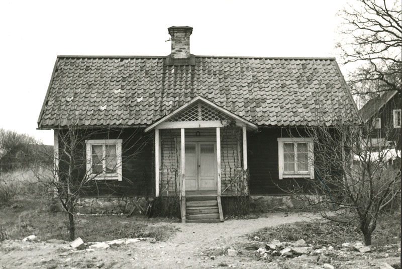 Byggnad från Farstanäset. (1961) Sannolikt torpet Näset eller torpet Holmen
